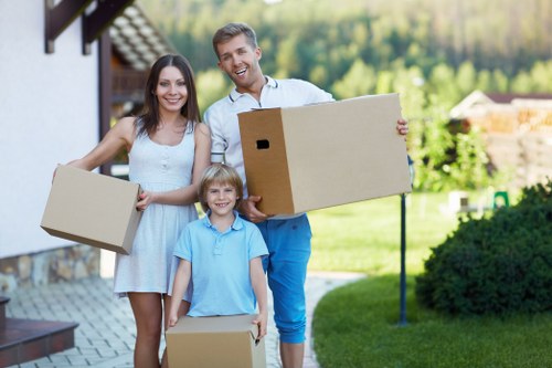 Flexible scheduling for Man and Van storage services