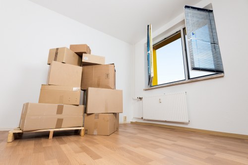 Benefits of hiring removal trucks in Paddington