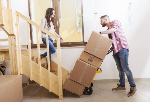 Secure storage facility in Paddington for moving belongings
